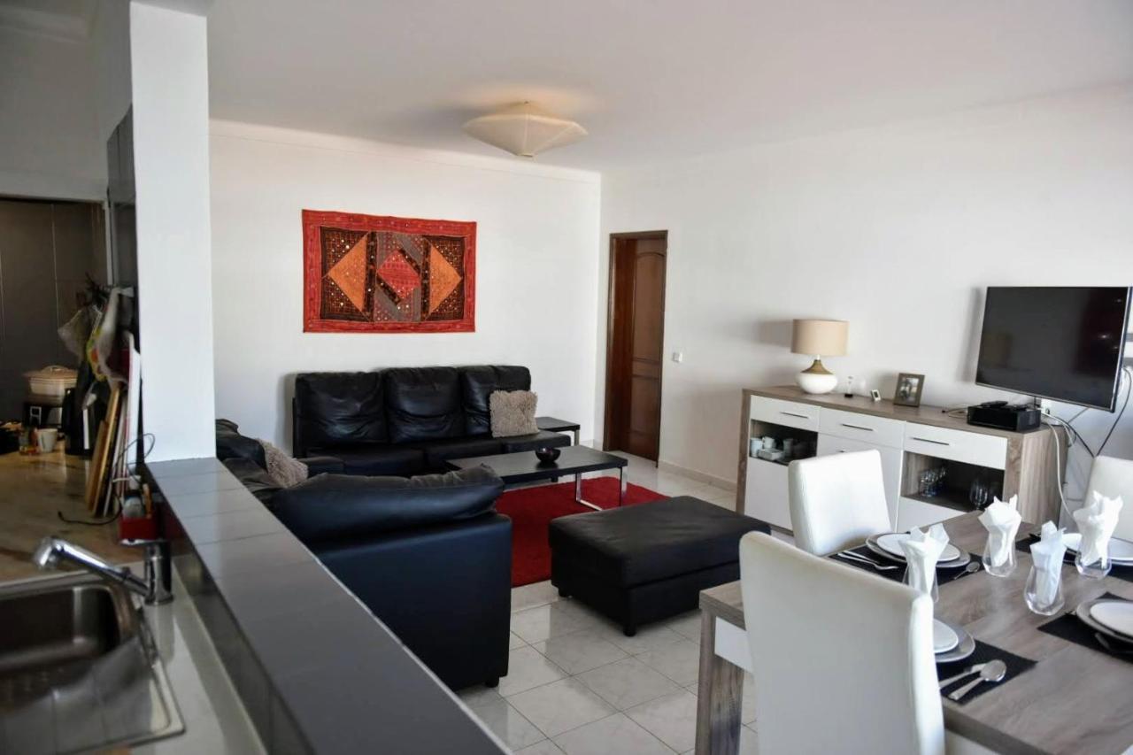 Casa Franki - Stylish&large beach apartment in Algarve Carvoeiro  Bagian luar foto