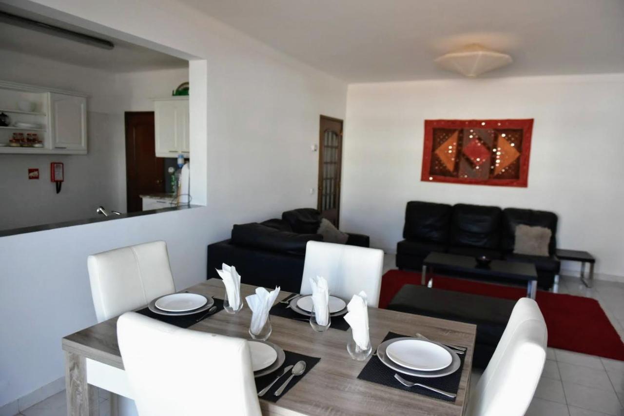 Casa Franki - Stylish&large beach apartment in Algarve Carvoeiro  Bagian luar foto