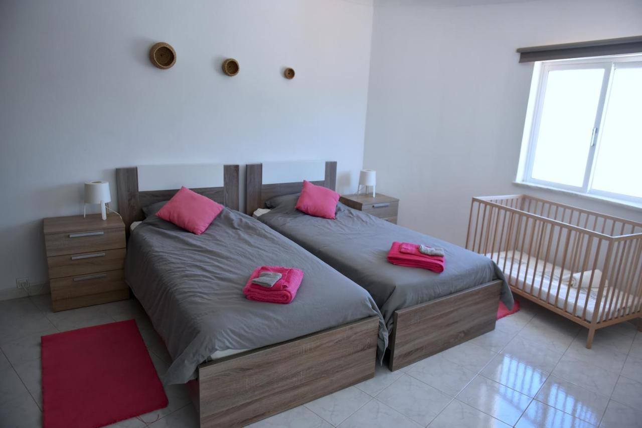 Casa Franki - Stylish&large beach apartment in Algarve Carvoeiro  Bagian luar foto